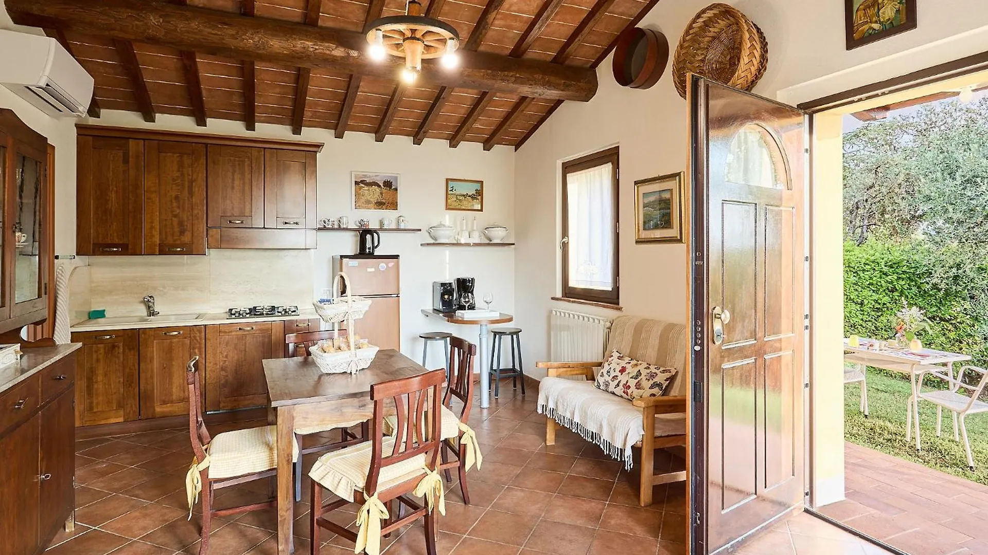 Agriturismo I Roseti Montepulciano Stazione 0*,