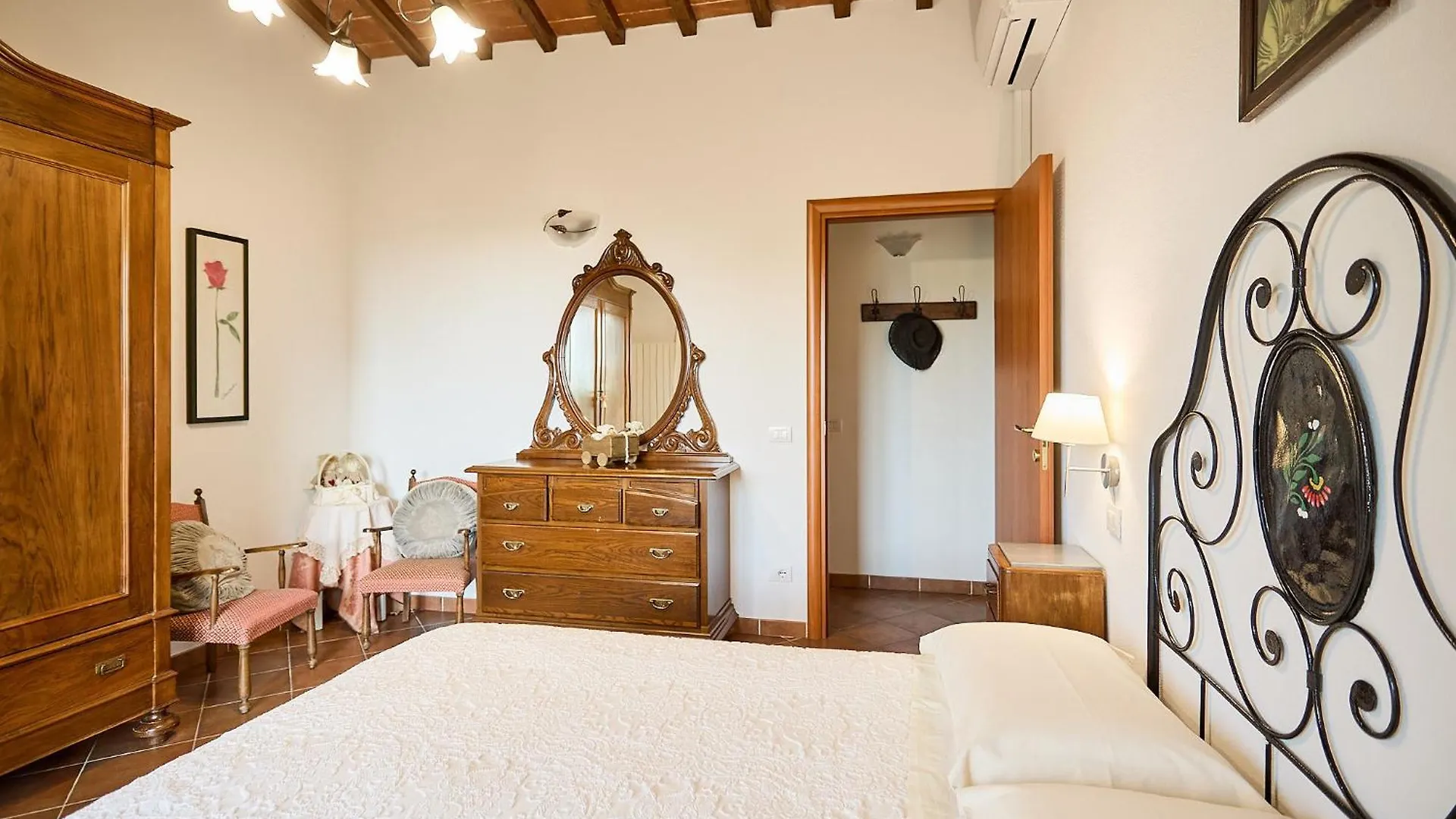 Agriturismo I Roseti Montepulciano Stazione Farmház